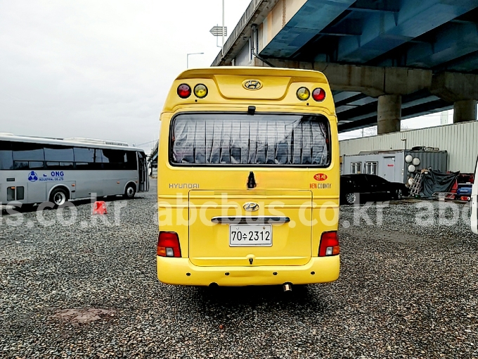 중고버스는 abc버스 현대 카운티 롱바디